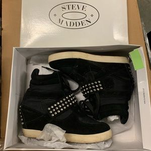 Steve Madden Sneakers